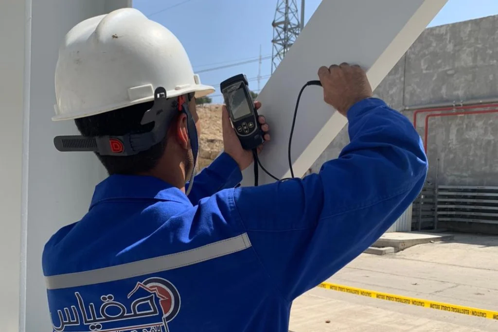 Dry film thickness DFT inspection in Iraq by MIQIAS technician