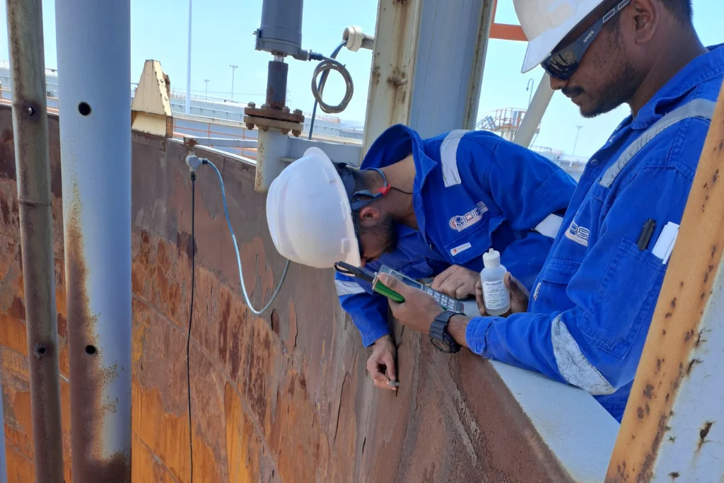 Ultrasonic Thickness Measurement (UTM) inspection on storage tank in Iraq by MIQIAS